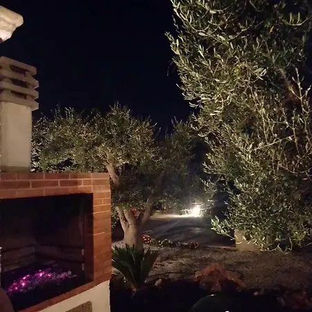 Trulli Monsalis Апартаменты Альберобелло